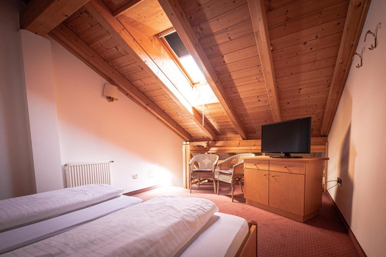 Hotel Gissbach Bruneck Buitenkant foto